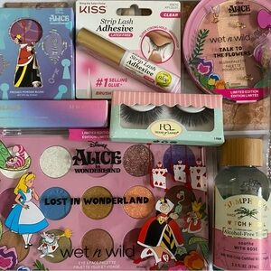 Alice in Wonderland makeup 💄 Silver Glitter Makeup Bag with Cosmetics